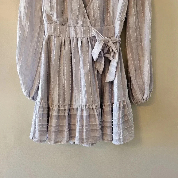 Here Come The Sun Women’s Wrapped  Long Sleeve Mini Casual Dress Grey Size XS. - Picture 5 of 15